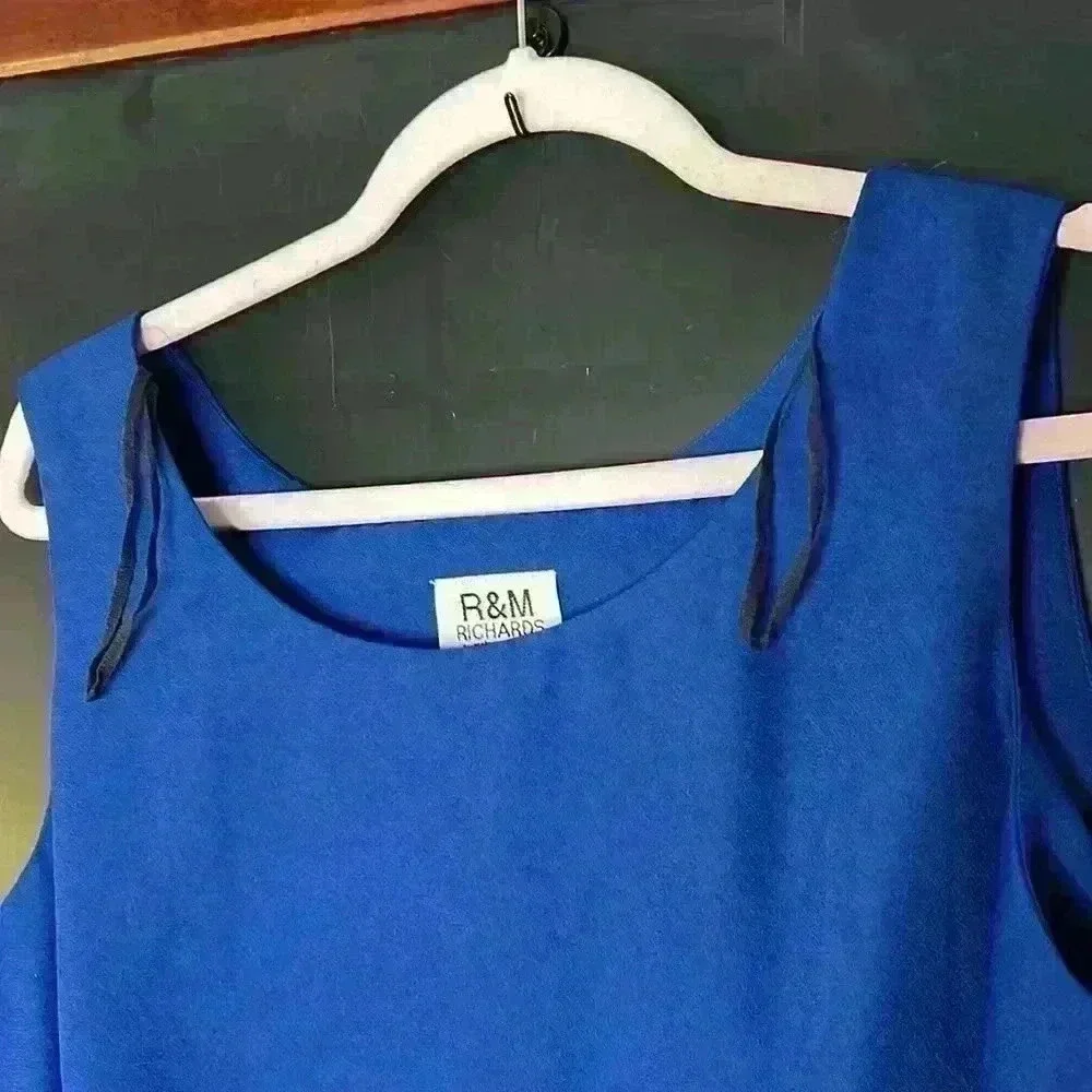 R&M Richards By Karen Kwong Women Size 14W Royal Blue Sleeveless Top Business - Picture 4 of 4